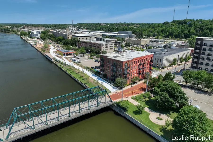 801 Monroe Avenue NW Unit: #206, Grand Rapids, MI 49503 - #2