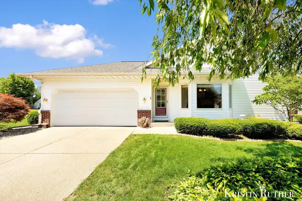 3843 44th Street SW, Grandville, MI 49418