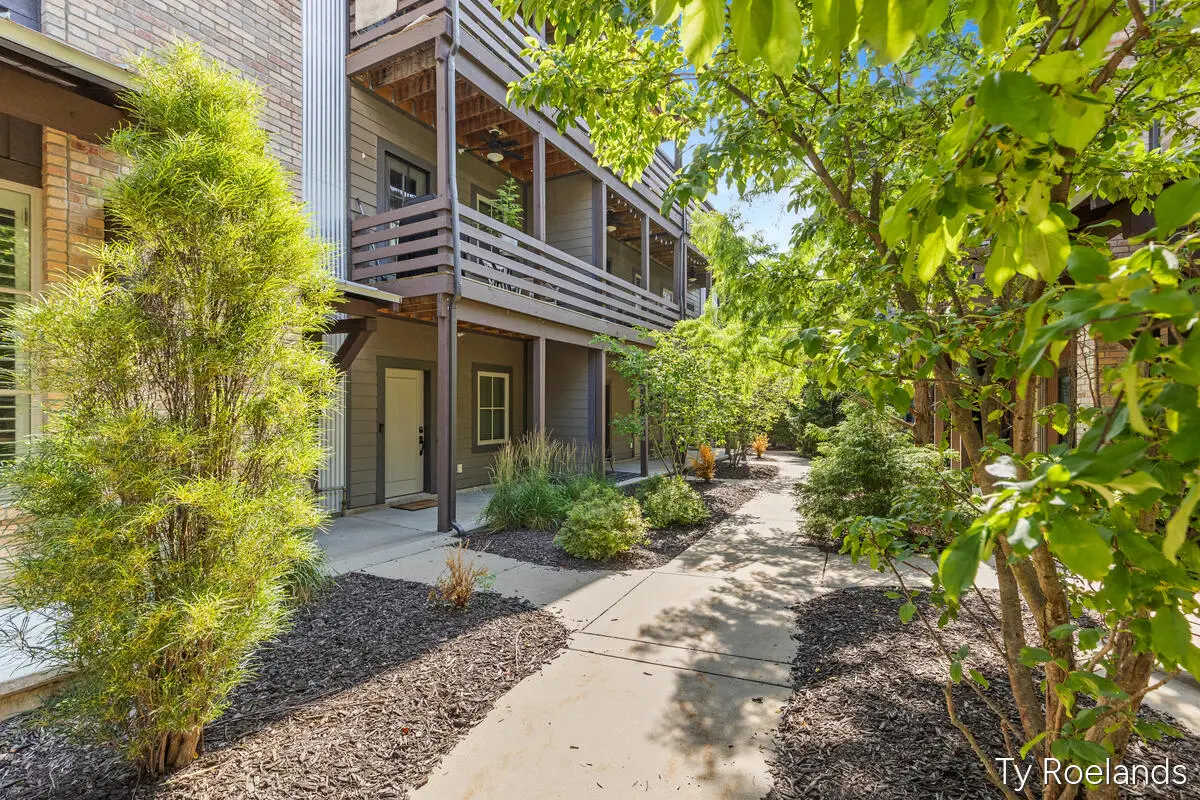 2034 Celadon Drive NE, Grand Rapids, MI Yes - #1