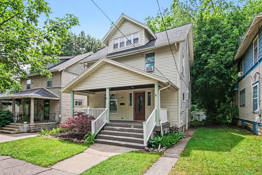 47 Carlton Avenue SE, Grand Rapids, MI 49506 - #3