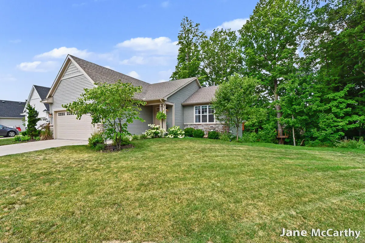 6523 Cherry Mead Court SE, Caledonia, MI 49316 - #1