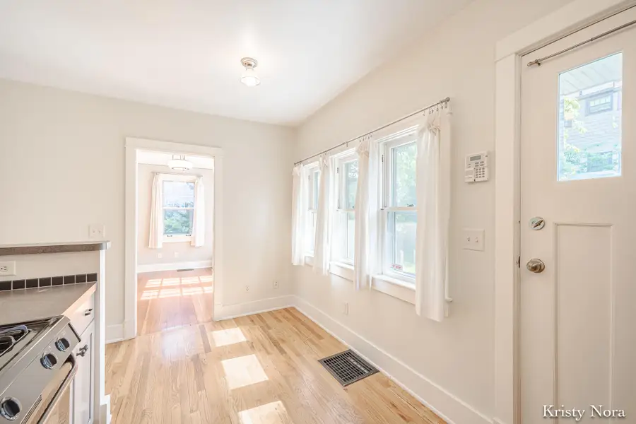 244 Prospect Avenue SE, Grand Rapids, MI 49503 - #2