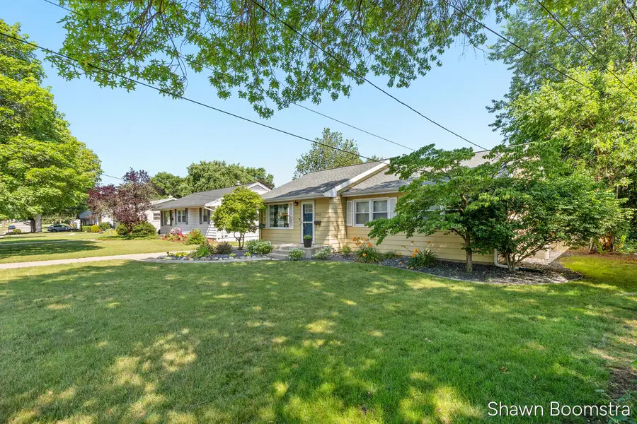 1533 Royal Oak Street SW, Wyoming, MI 49509 - #3