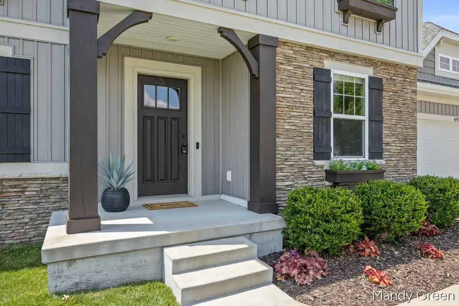 495 Highlander Drive NE, Rockford, MI 49341 - #2
