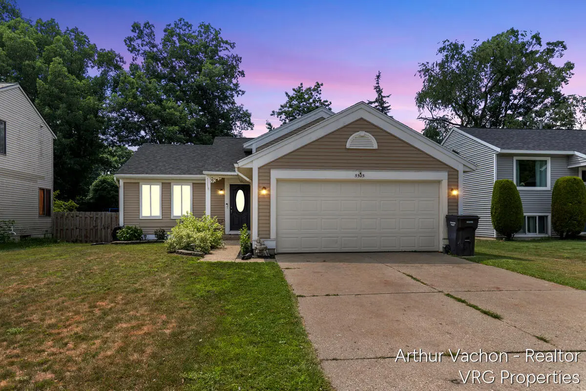 5525 Osborne Avenue SE, Kentwood, MI 49548 - #1