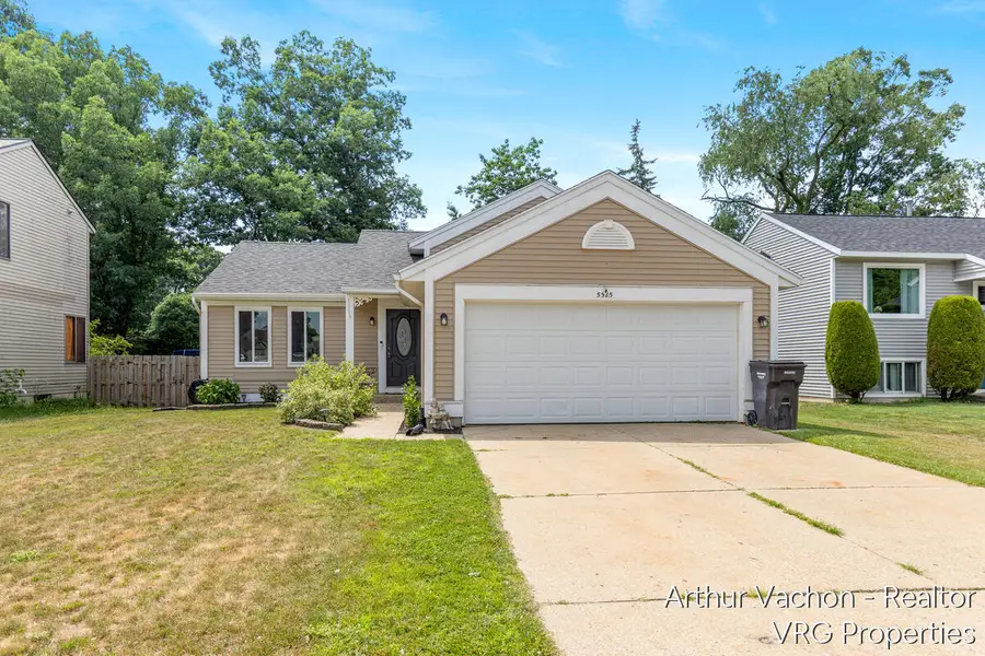 5525 Osborne Avenue SE, Kentwood, MI 49548 - #2