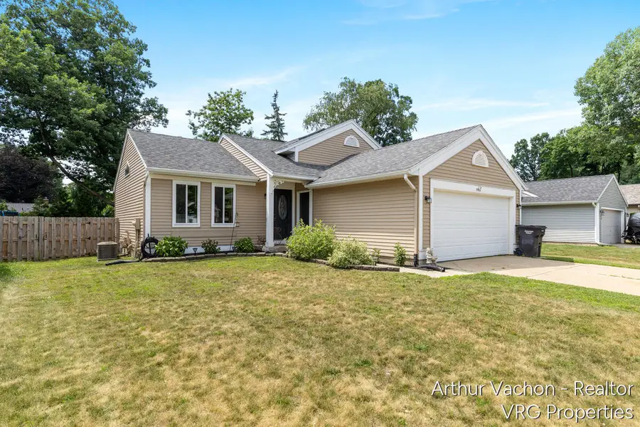 5525 Osborne Avenue SE, Kentwood, MI 49548 - #3