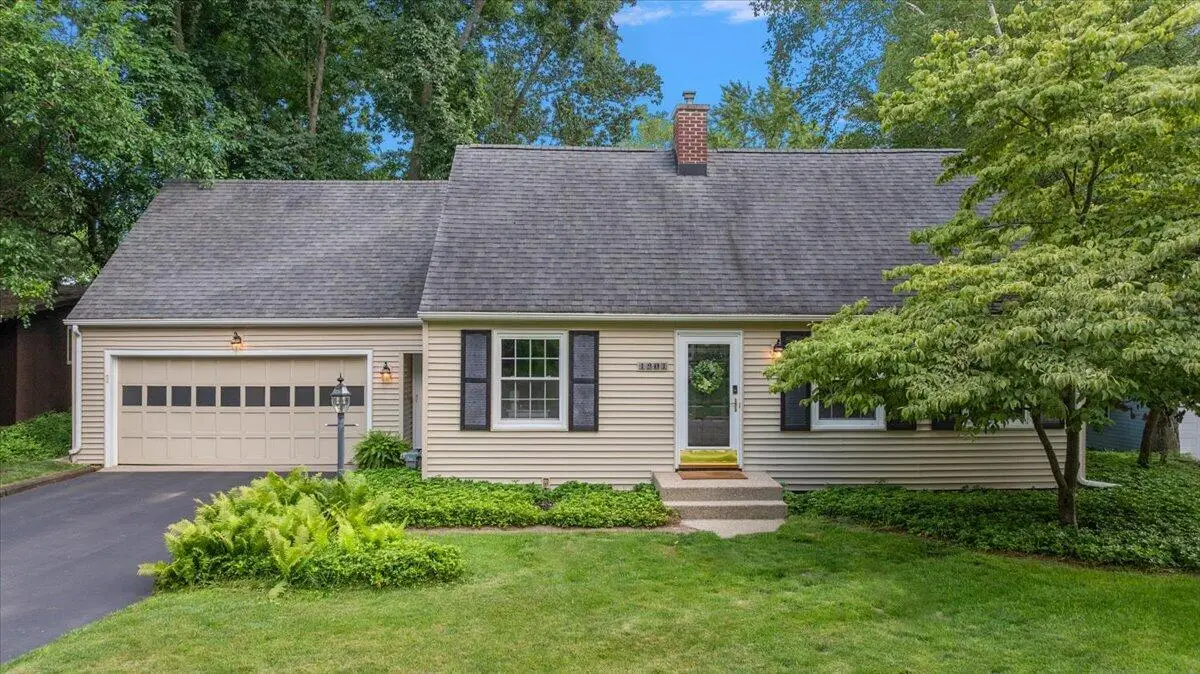 1901 Greenlawn Avenue, Kalamazoo, MI 49006 - #1