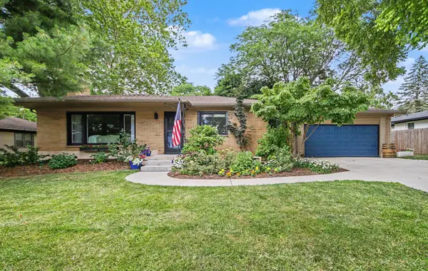 1845 Burton Street SE, GrandRapids, MI 49506