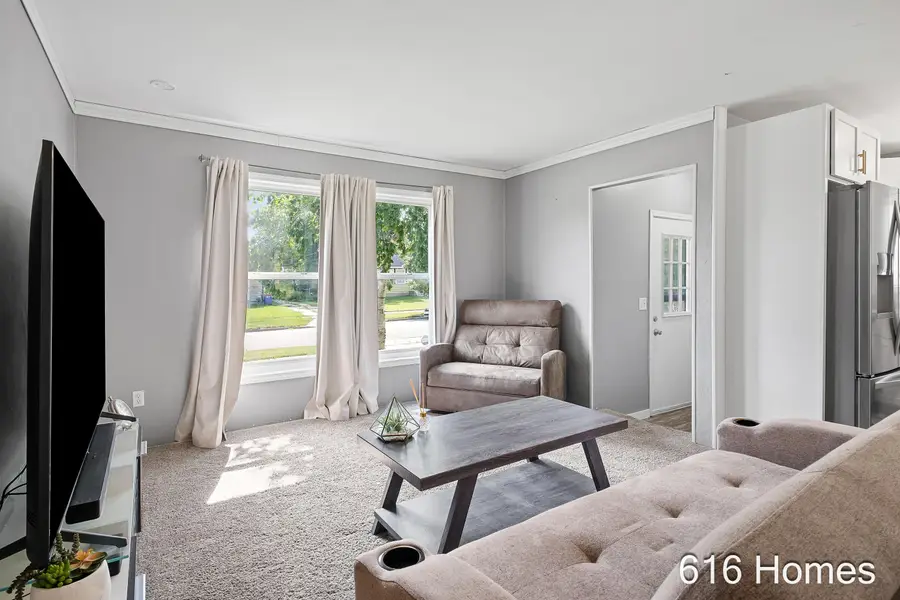 1911 Benjamin Avenue NE, Grand Rapids, MI 49505 - #3