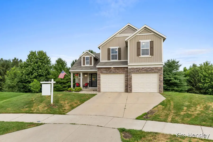 678 Orchard Court NE, Rockford, MI 49341 - #2