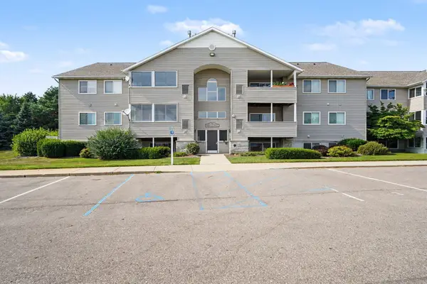 8416 N Jasonville Court SE, Caledonia, MI 49316