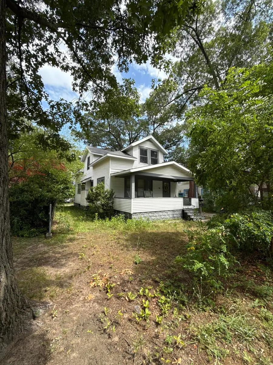 1902 Jefferson Street, Muskegon, MI 49441 - #2
