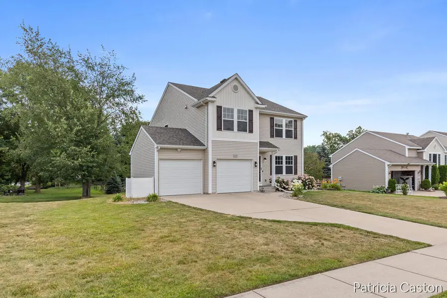 5170 Red River Avenue SW, Wyoming, MI 49418 - #2