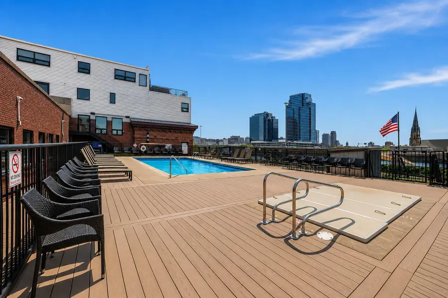 600 Broadway Avenue NW Unit: 317, Grand Rapids, MI 49504 - #2