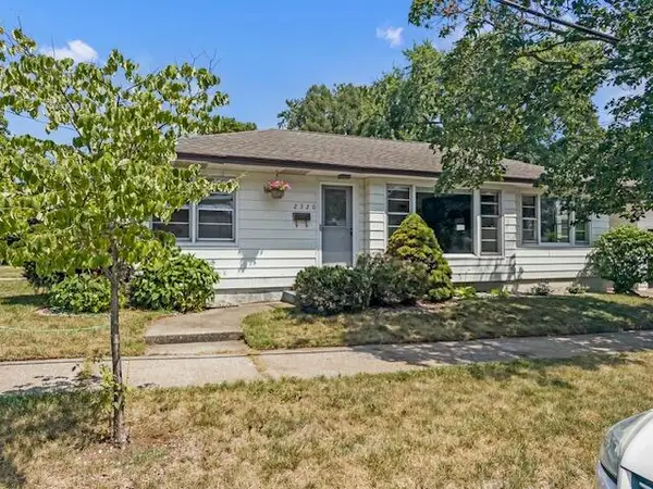 2320 Diamond Avenue NE, GrandRapids, MI 49505