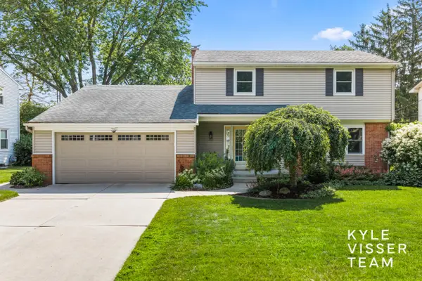2032 Edgewood Avenue SE, GrandRapids, MI 49546
