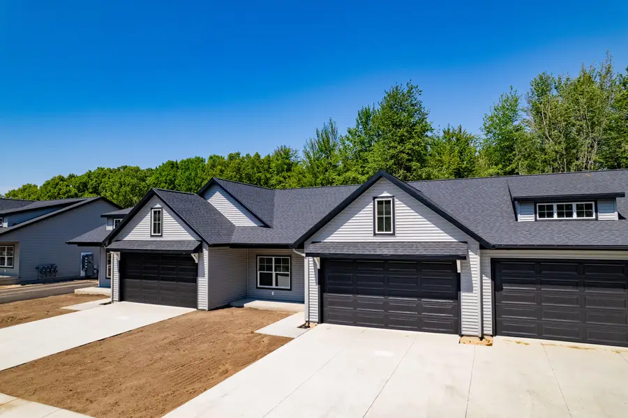 17428 Ridge Avenue, Ferrysburg, MI 49456 - #2