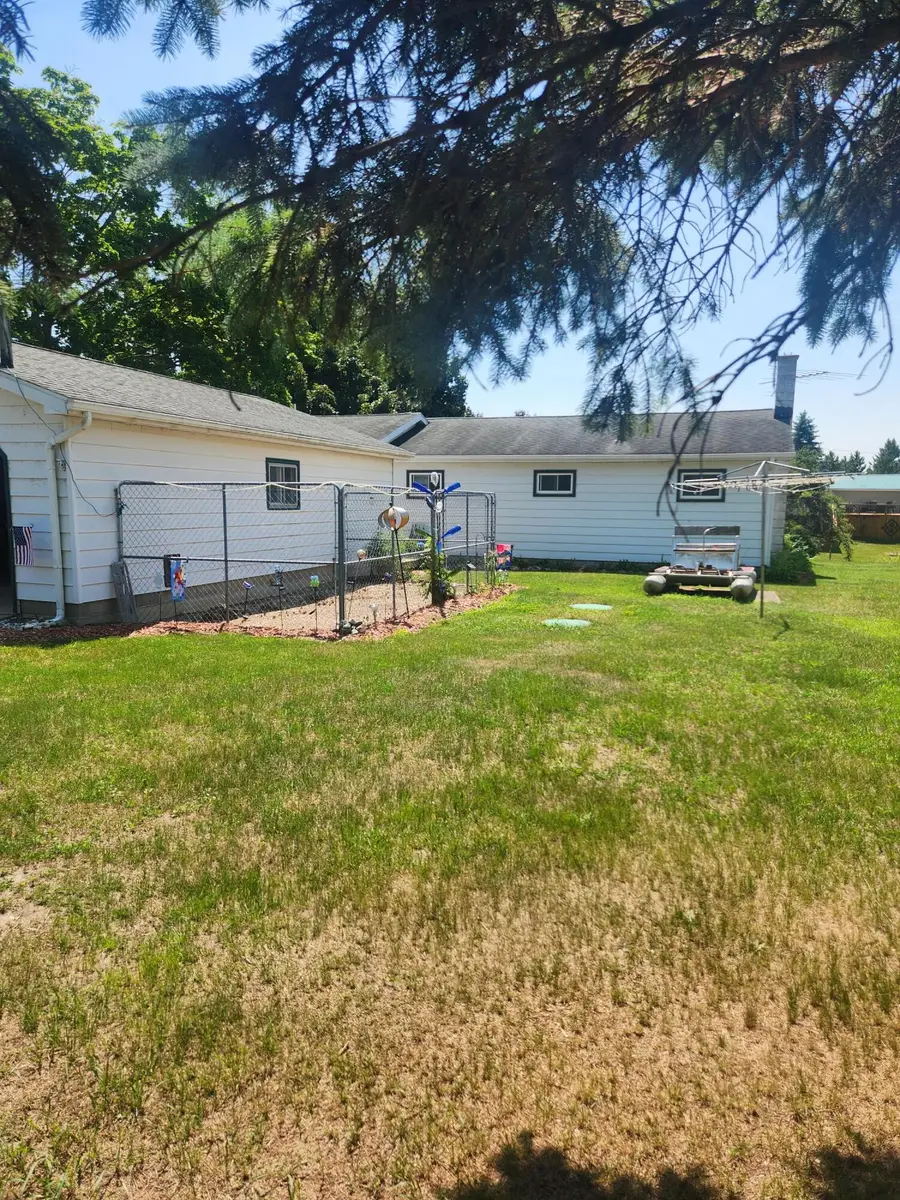 3838 Pine Trail, Sheridan, MI 48884 - #2