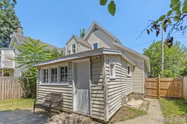 927 Davis Avenue NW, GrandRapids, MI 49504