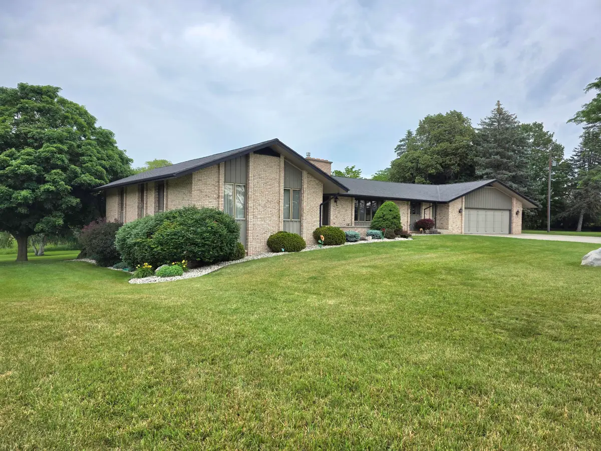 7290 Wingeier Avenue SE, Alto, MI 49302 - #1
