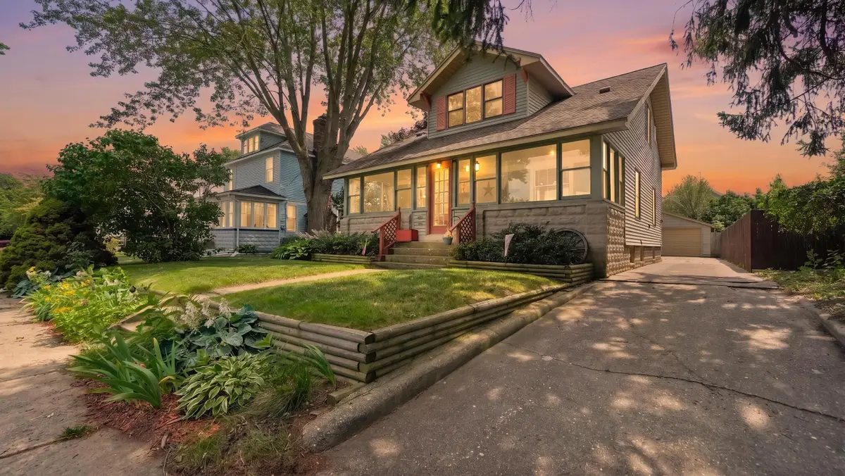 50 W Cherry Avenue, Zeeland, MI 49464 - #1