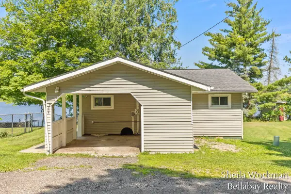 305 Clear Lake Drive, Dowling, MI 49050