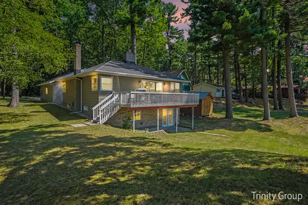 6712 E Carrigan Drive, Newaygo, MI 49337