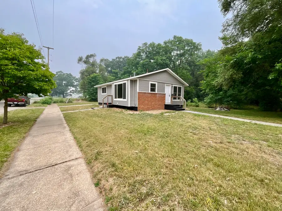 2245 8th Street, Muskegon, MI 49444 - #3