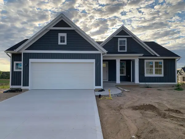 4814 Bethpage Drive NW, ComstockPark, MI 49321
