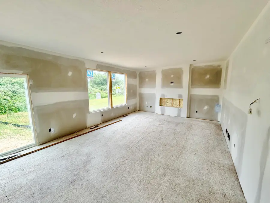 8321 Kettle Oak Drive SE, Alto, MI 49302 - #3
