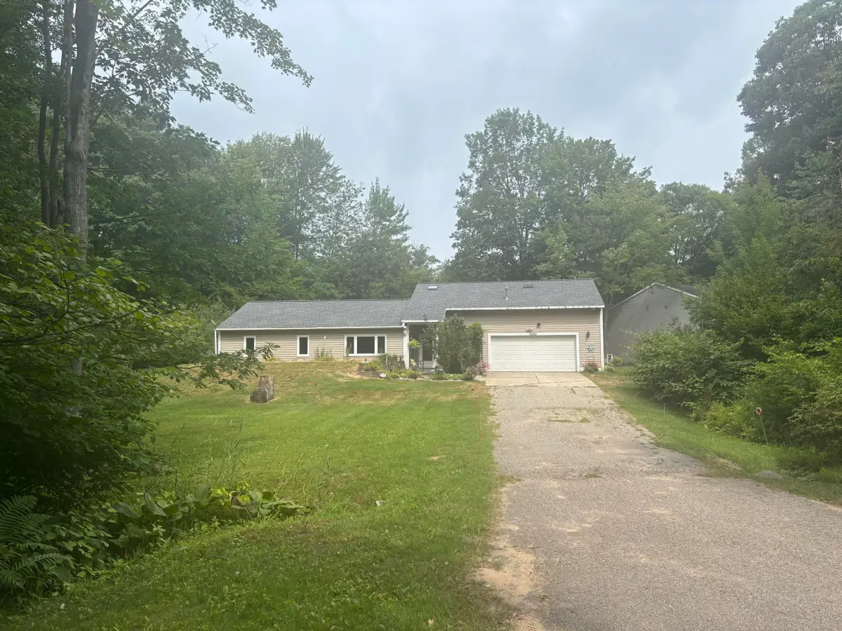 18145 148th Avenue, Spring Lake, MI 49456 - #1