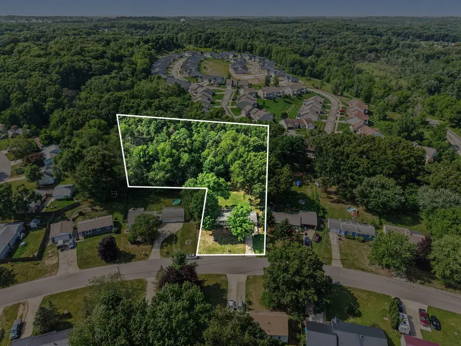 11141 Woodbushe Drive SE, Lowell, MI 49331 - #2