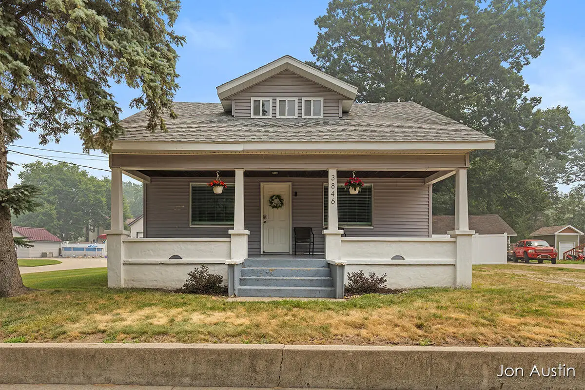 3846 Byron Center Avenue SW, Wyoming, MI 49519 - #1