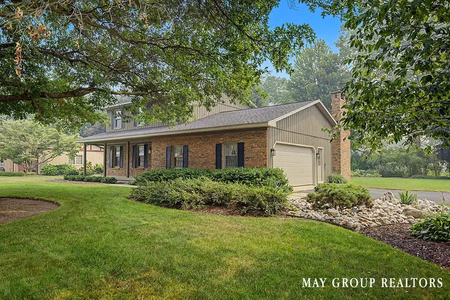 4840 Cresthill Drive NE, Grand Rapids, MI 49525 - #2