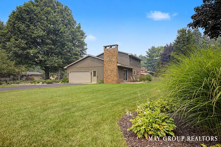 4840 Cresthill Drive NE, Grand Rapids, MI 49525 - #3