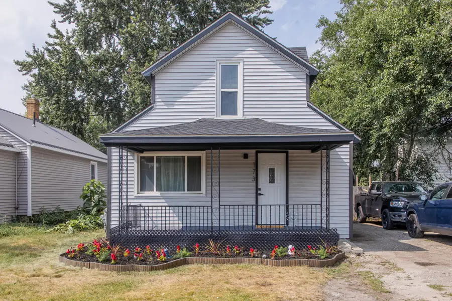 173 E State Street, Montrose, MI 48457 - #2