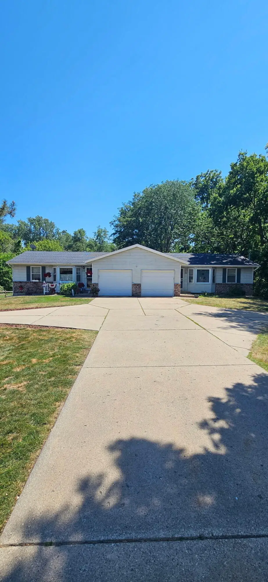 2572-2574 Prairie Street SW, Wyoming, MI 49519 - #1