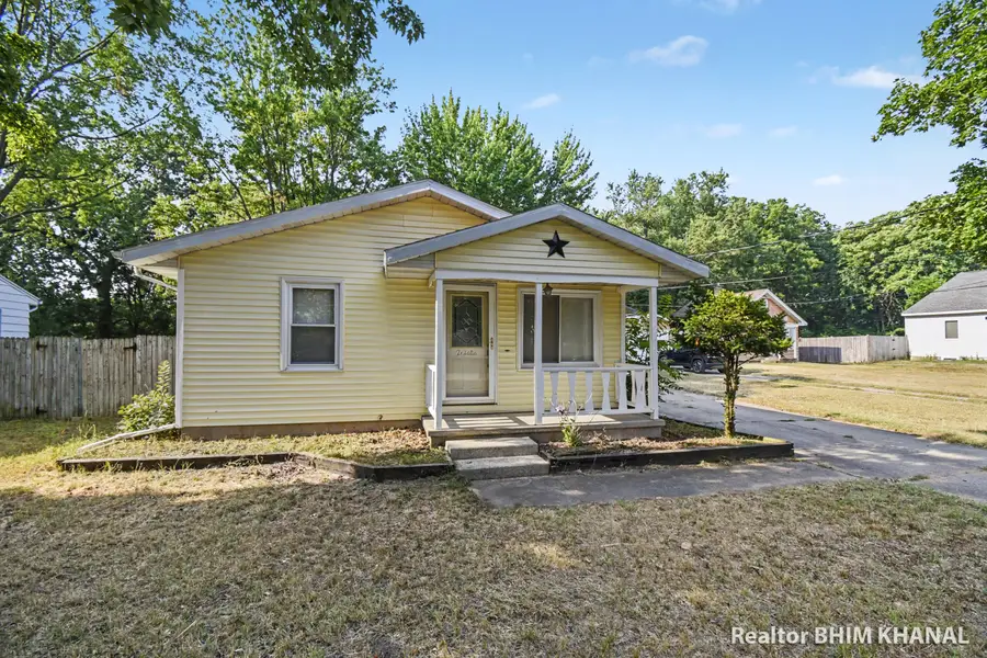 102 Sluyter Street SE, Grand Rapids, MI 49548 - #3