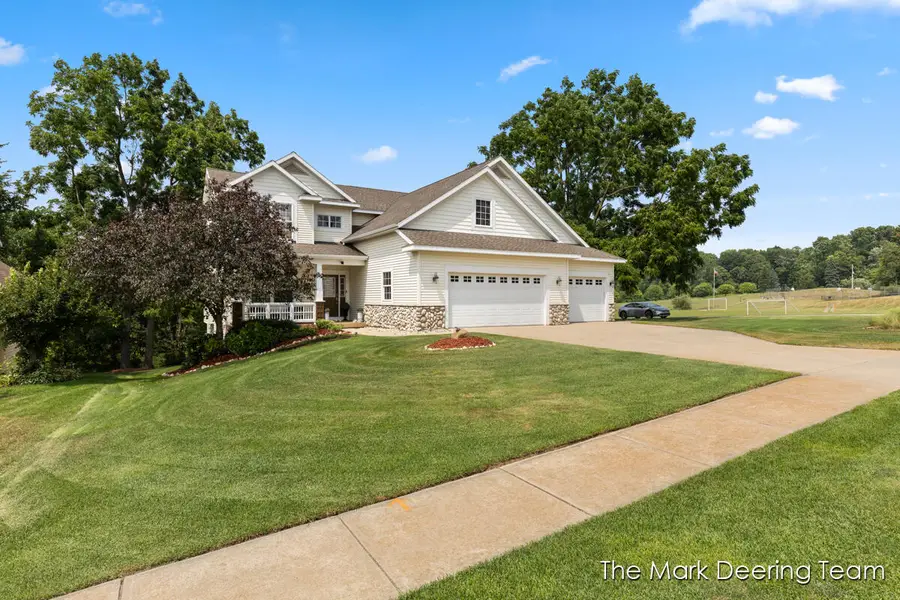 3127 Royal Hannah Drive NE, Rockford, MI 49341 - #3