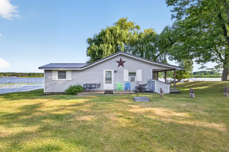 9582 N Shore Drive, Evart, MI 49631 - #3