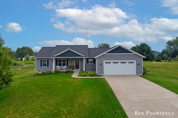 9120 Wabasis Pointe Drive NE, Greenville, MI 48838