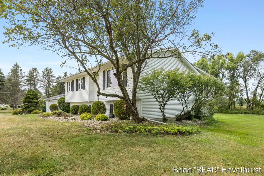 10015 Oneida Road, Grand Ledge, MI 48837 - #2
