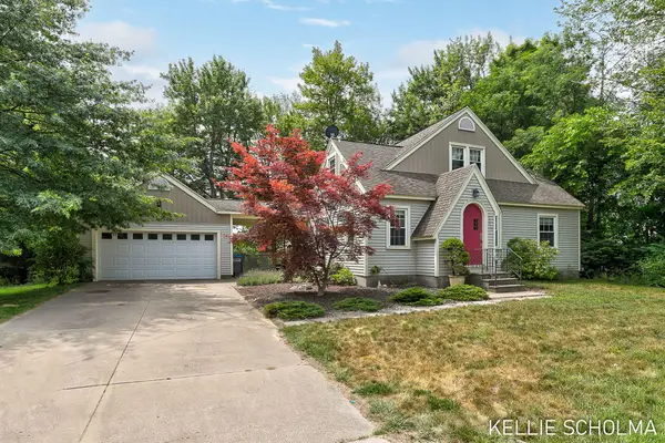 17680 N Shore Drive, SpringLake, MI 49456