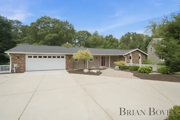 2704 Copper Hill Drive NE, GrandRapids, MI No