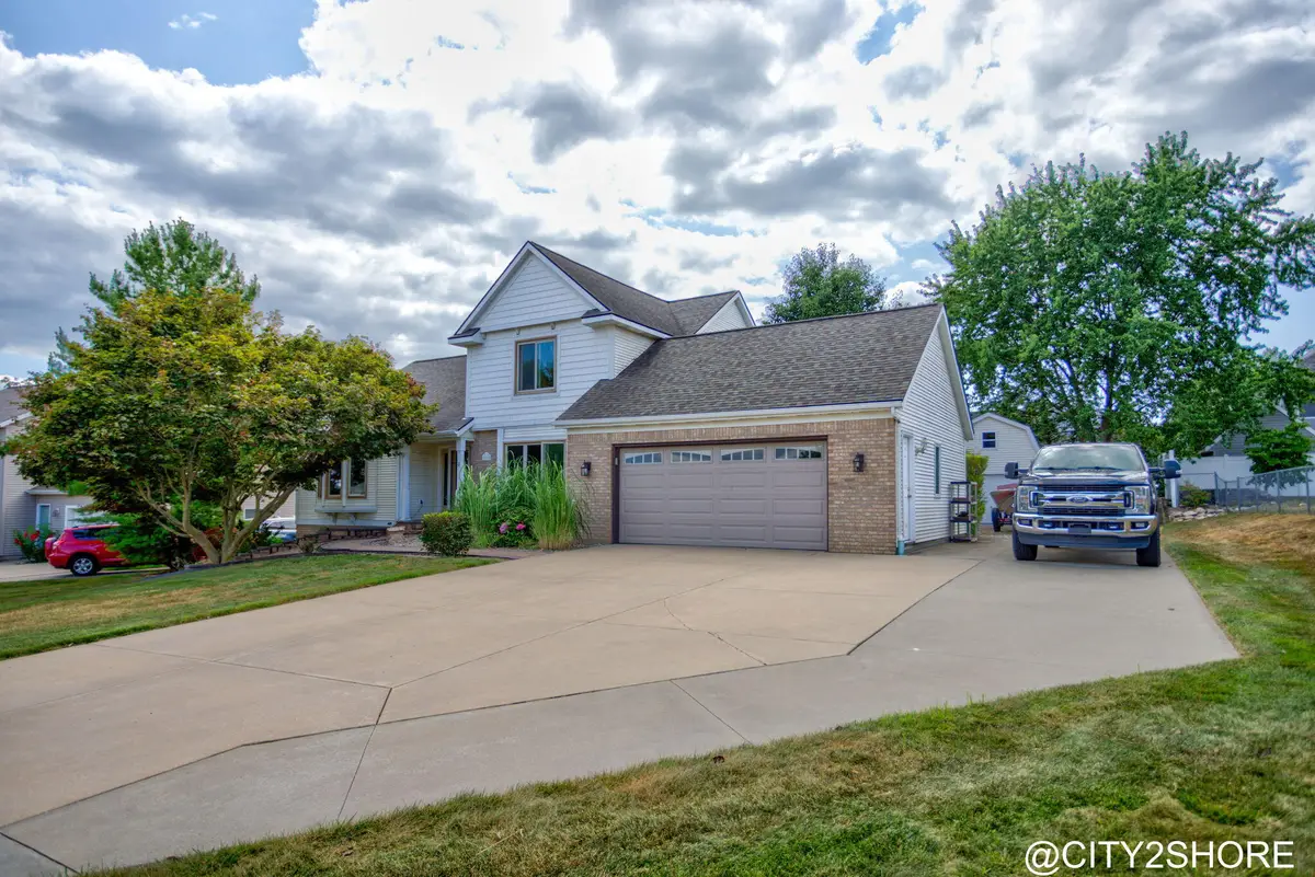 6719 Crown Point Drive, Hudsonville, MI 49426 - #1