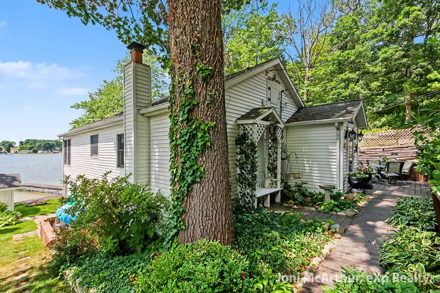 11613 Orchard Park Drive NE, Sparta, MI 49345 - #3