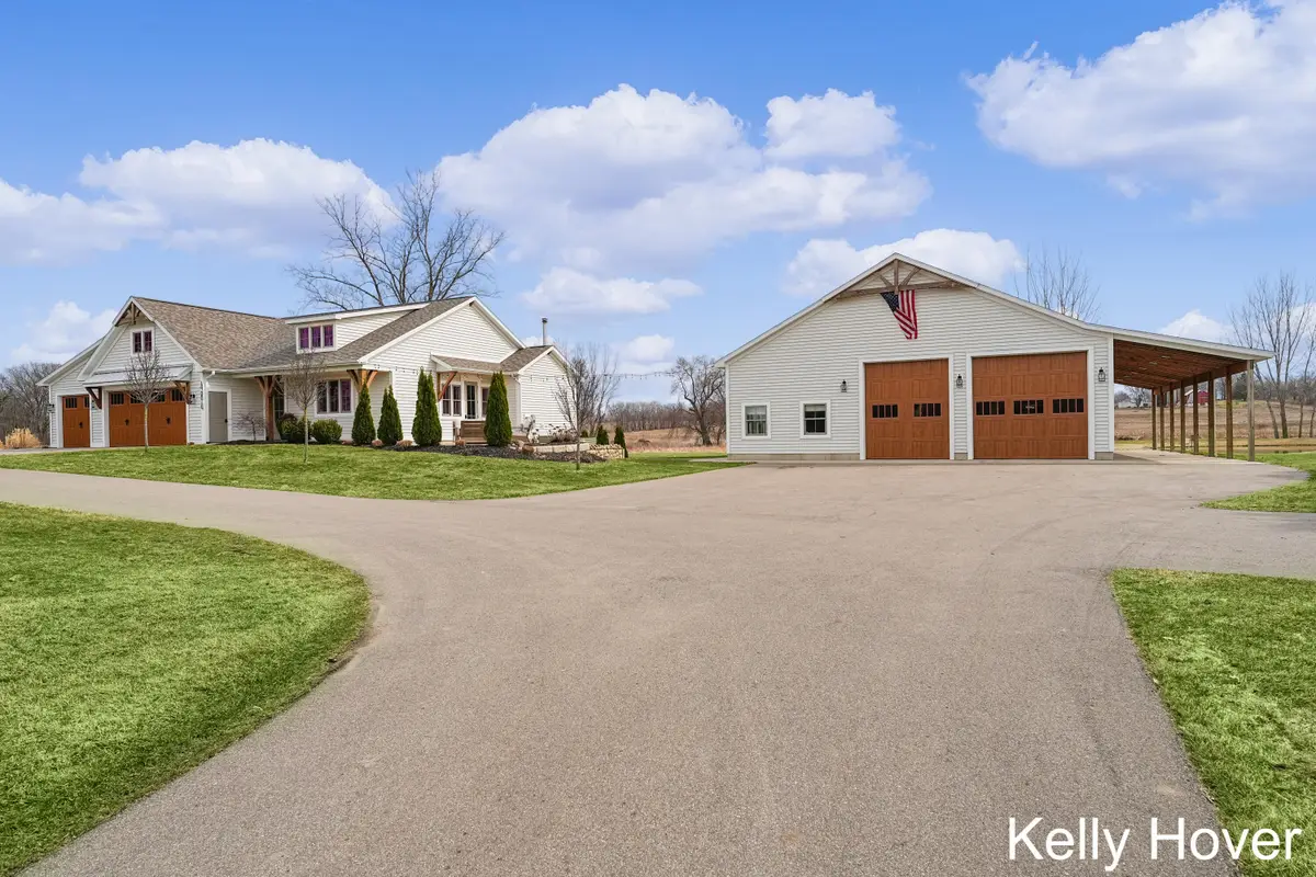 484 8th Avenue SW, Jamestown, MI 49315 - #1