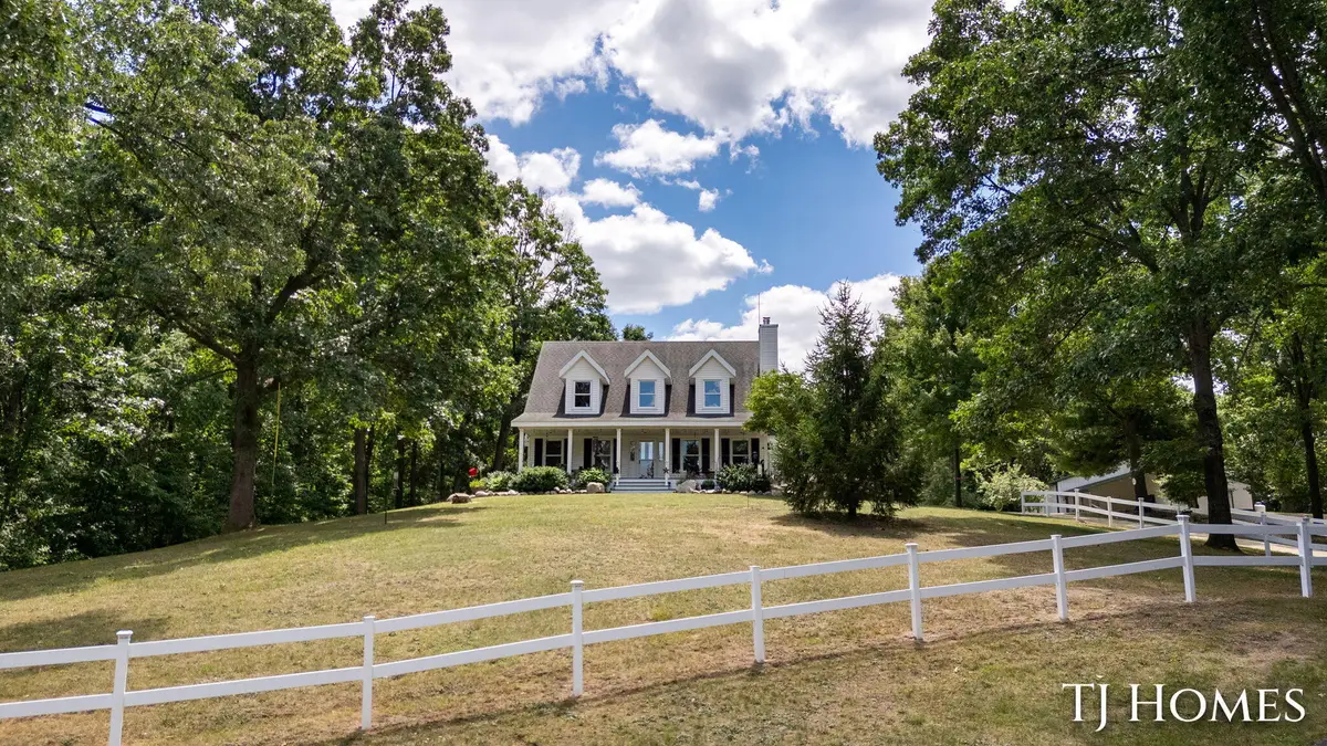176 109th Avenue, Plainwell, MI 49080 - #1