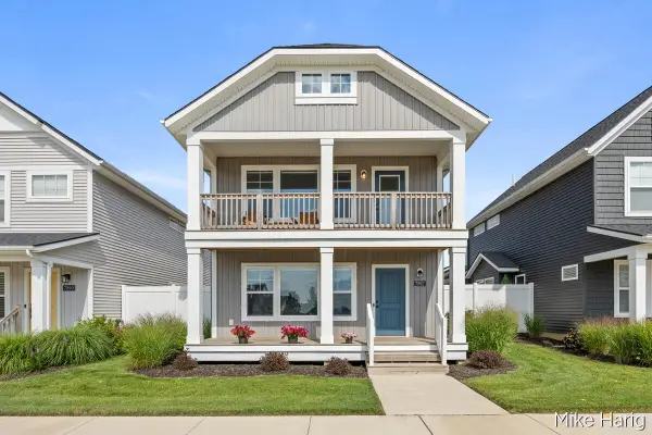 7892 Greendale Drive SE, ByronCenter, MI 49315